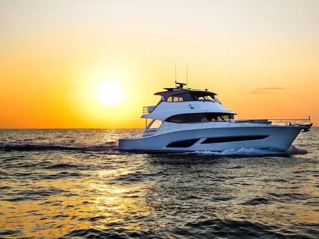 Riviera 68 Sports Motor Yacht