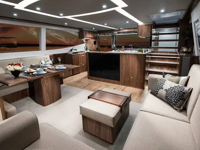 Riviera 72 Sports Motor Yacht