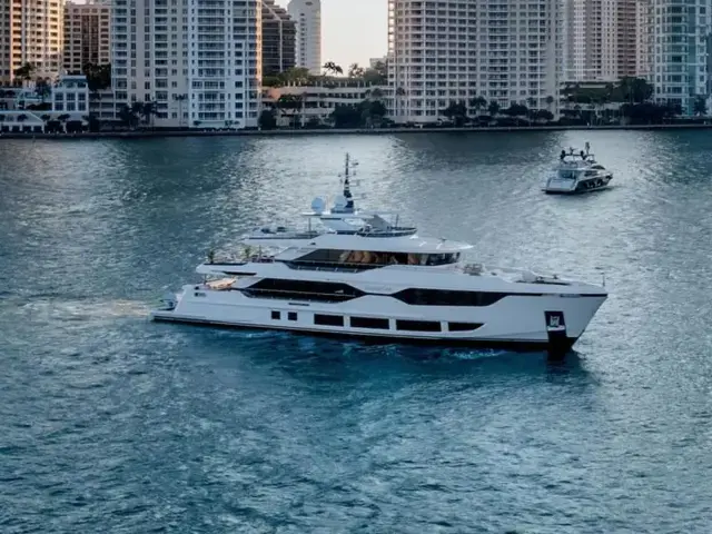 Gulf Craft Majesty 120