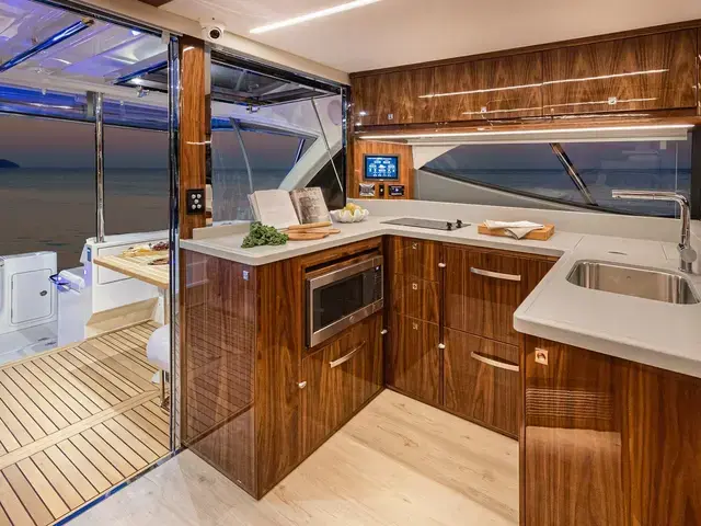 Riviera 50 Sports Motor Yacht