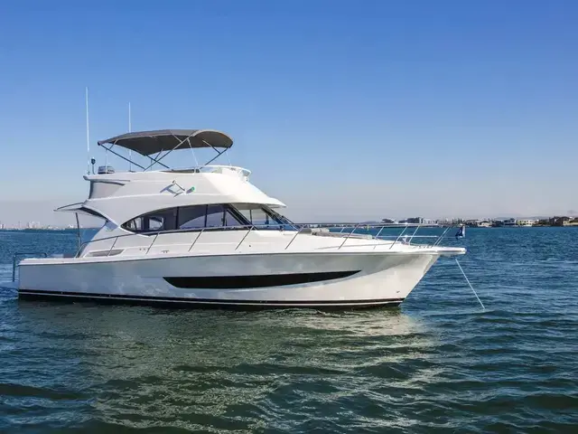 Riviera 39 Open Flybridge