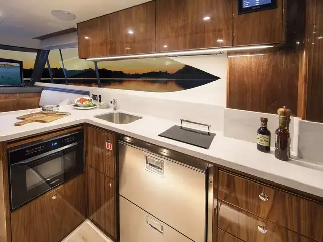 Riviera 39 Open Flybridge