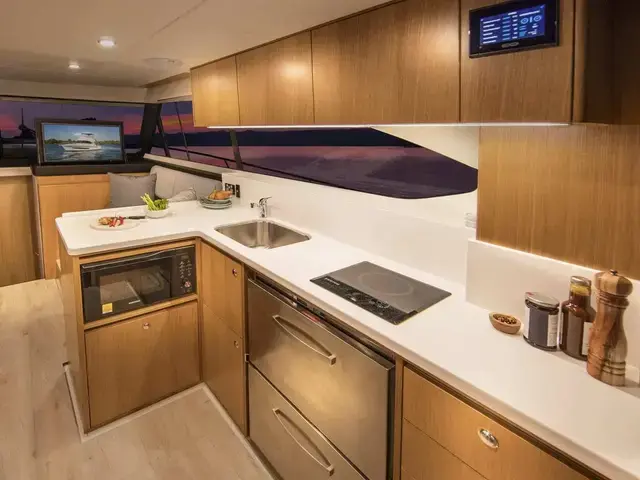 Riviera 39 Open Flybridge