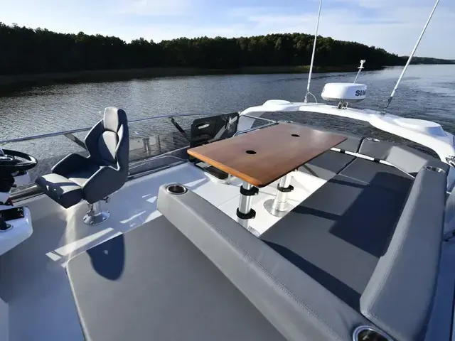 Skamander MONACO FLYBRIDGE