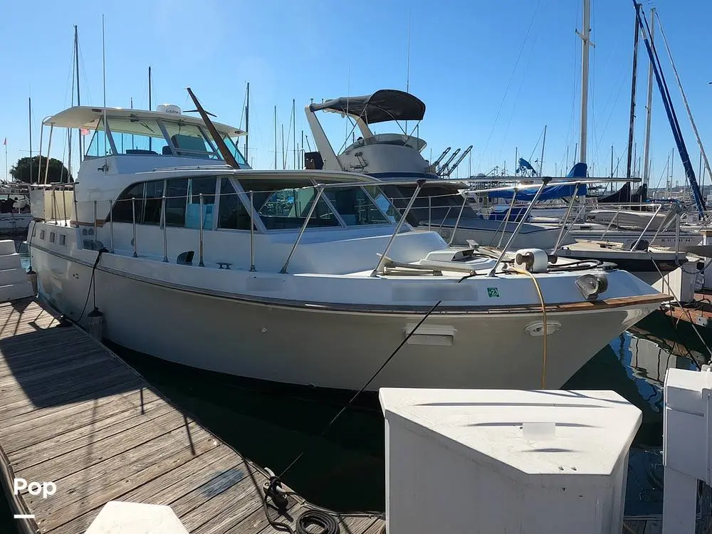 1970 Bertram 38 salon double cabin