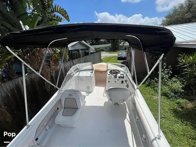 Sea Hunt Escape 188 LE