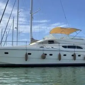 1999 Ferretti Yachts 57 Fly