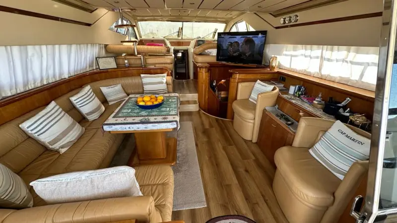 1999 Ferretti 57 fly