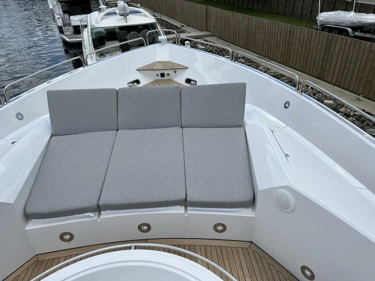 2007 Sunseeker predator 108