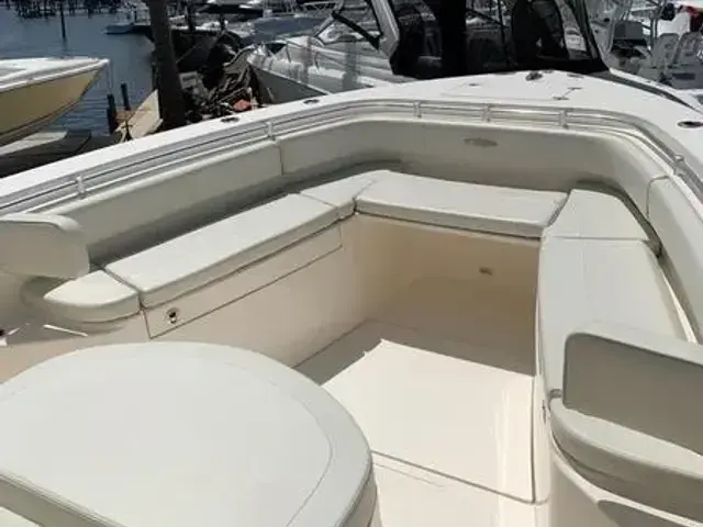 Cobra 344 Center Console