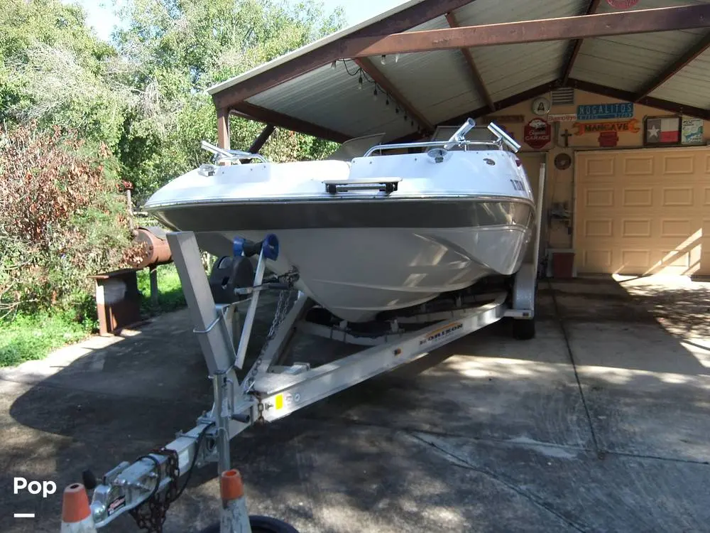 2005 Ebbtide fun cruiser 2100