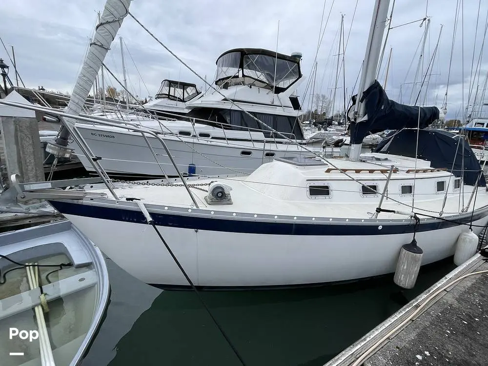 1977 Endeavour 32 sloop