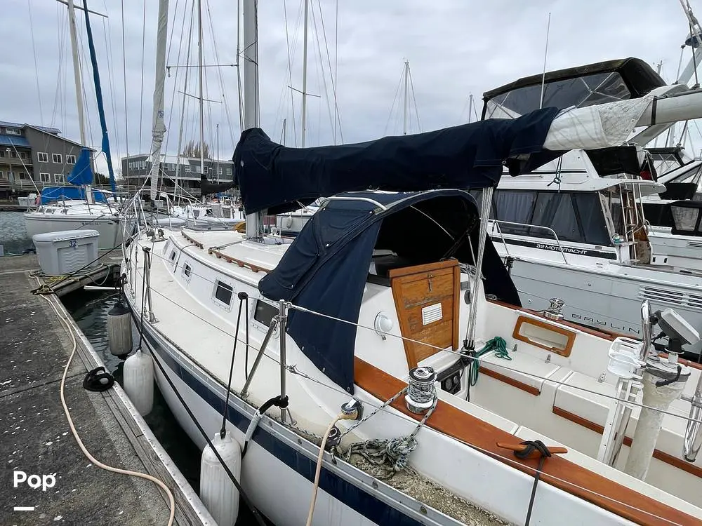 1977 Endeavour 32 sloop