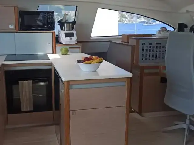 Catana 55