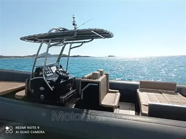 Sea Water 300 Phantom