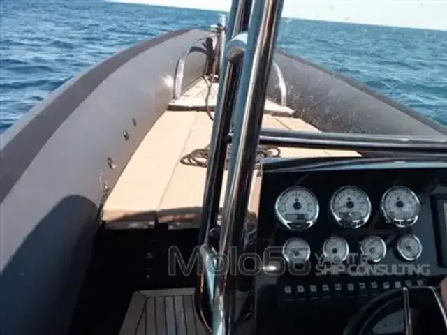 Sea Water 300 Phantom