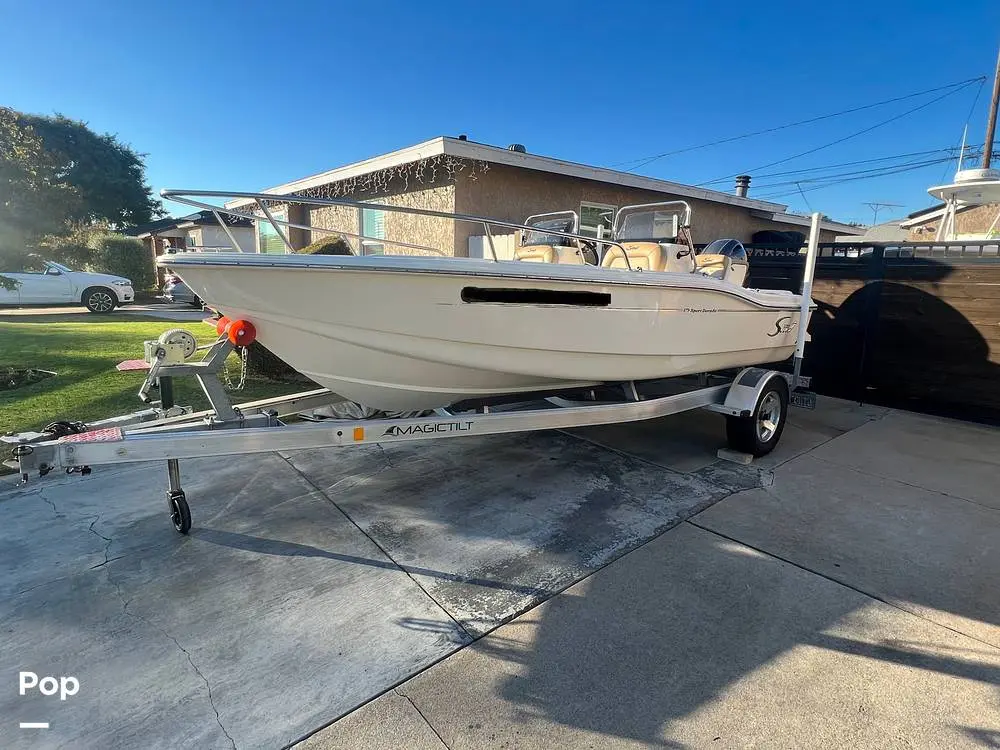 2019 Scout 175 sport dorado