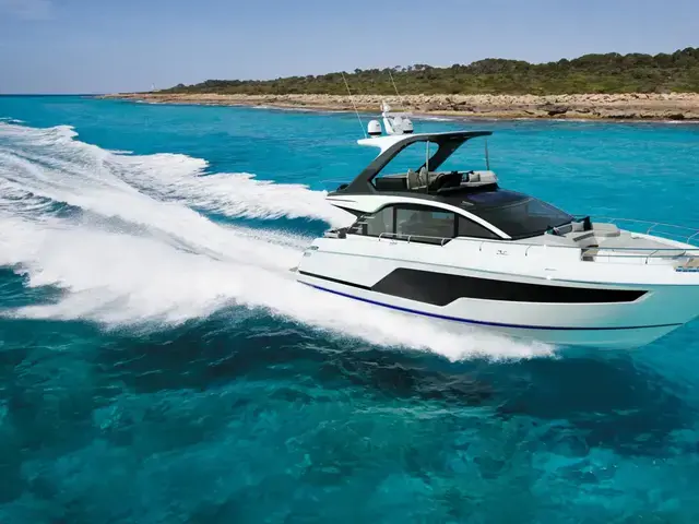 Fairline Squadron 58