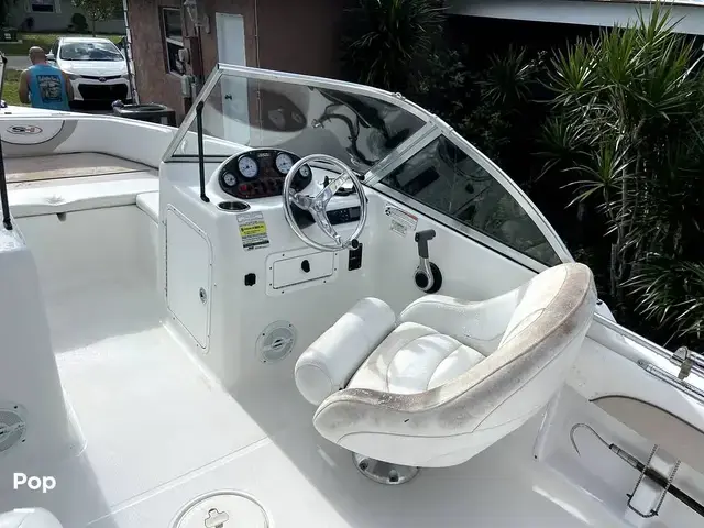 Sea Hunt Escape 188 LE