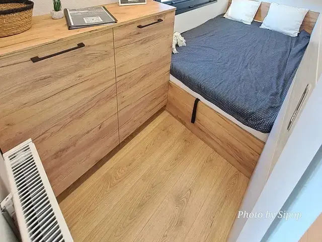 Campi 360 Houseboat