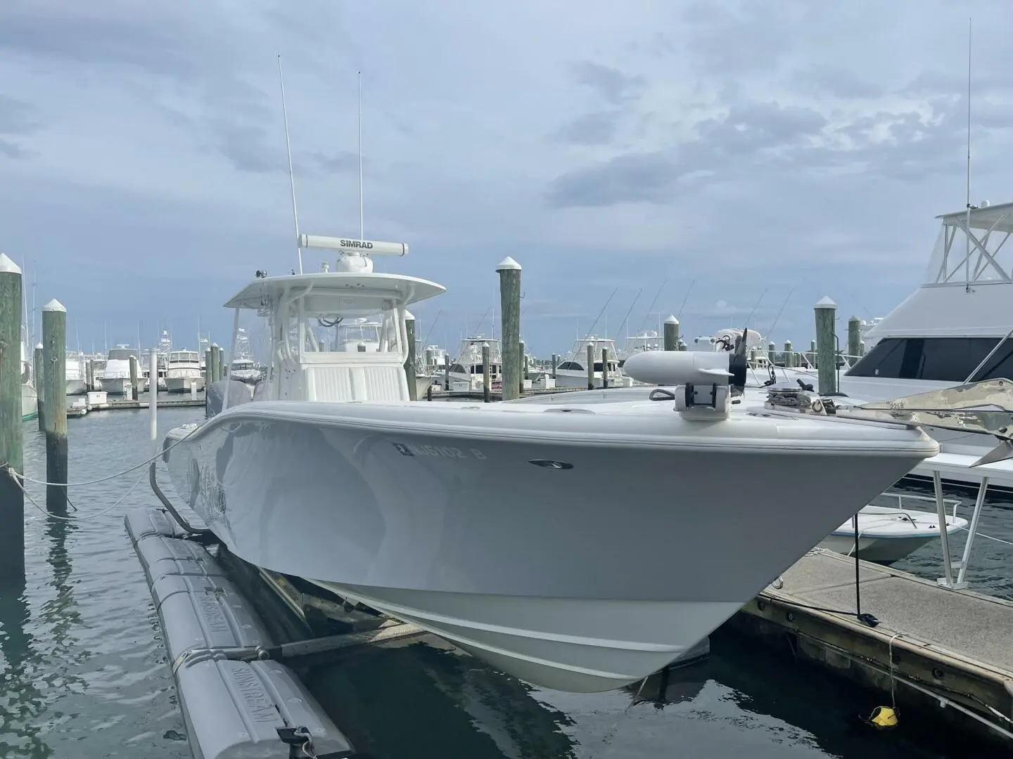 2009 Yellowfin center console