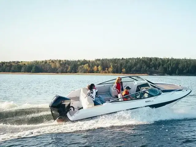 Flipper Boats 650 DC