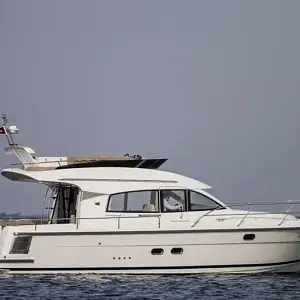 2023 Nimbus 405 Flybridge