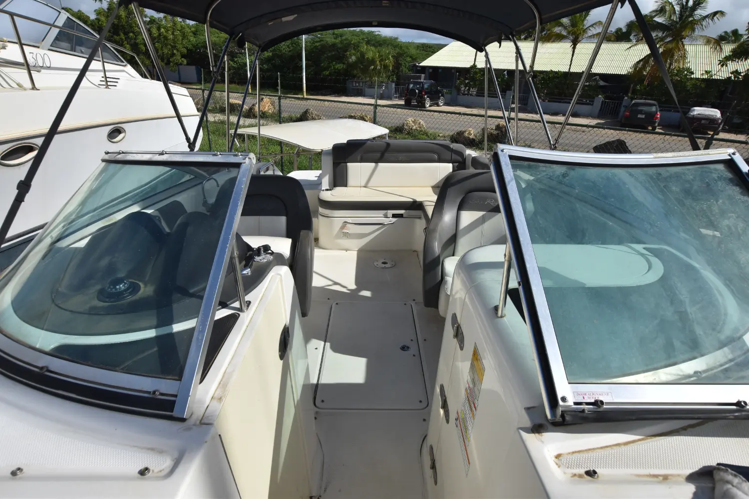 2010 Sea Ray 260 sundeck