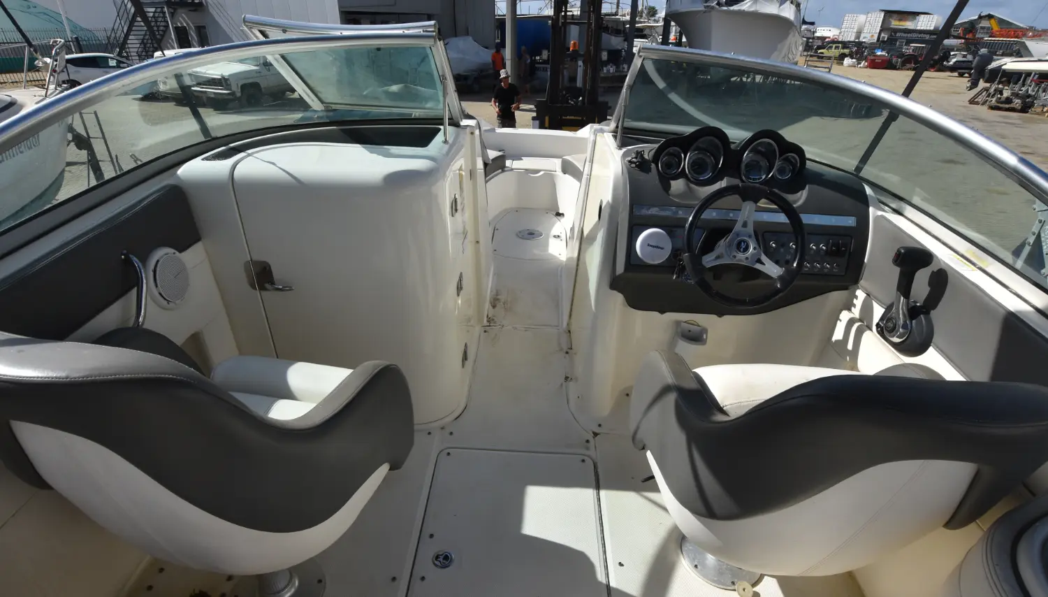 2010 Sea Ray 260 sundeck