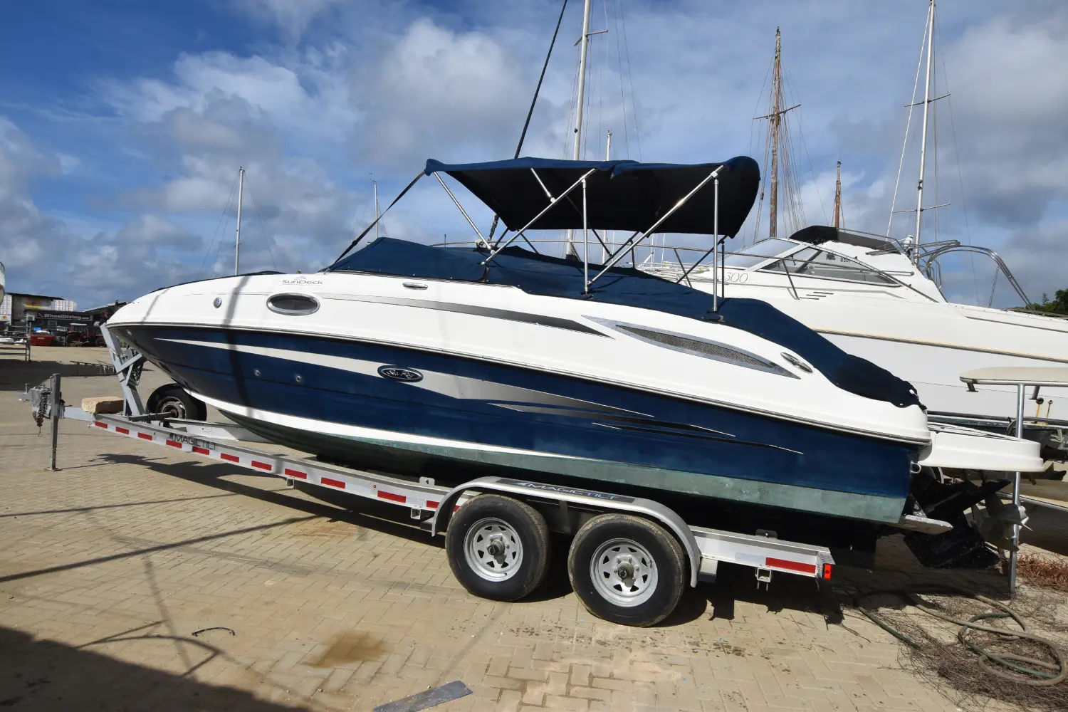 2010 Sea Ray 260 sundeck