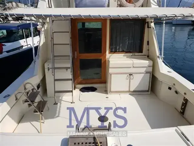 Hatteras 36 Convertible