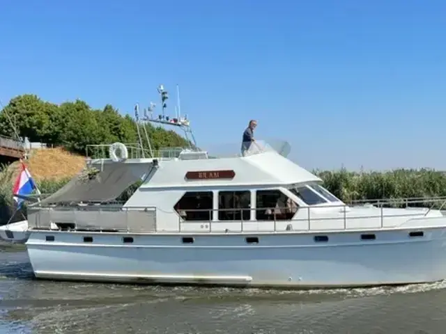 Valkkruiser Custom Build 15.00 Flybridge