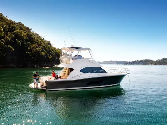 Riviera 43 Open Flybridge