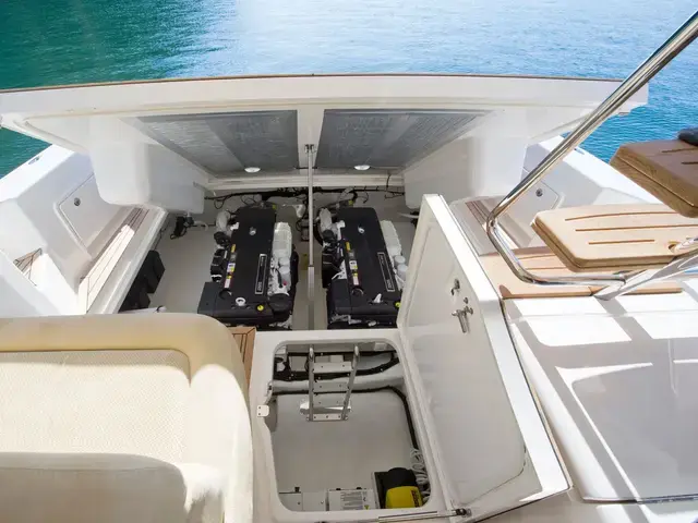 Riviera 43 Open Flybridge