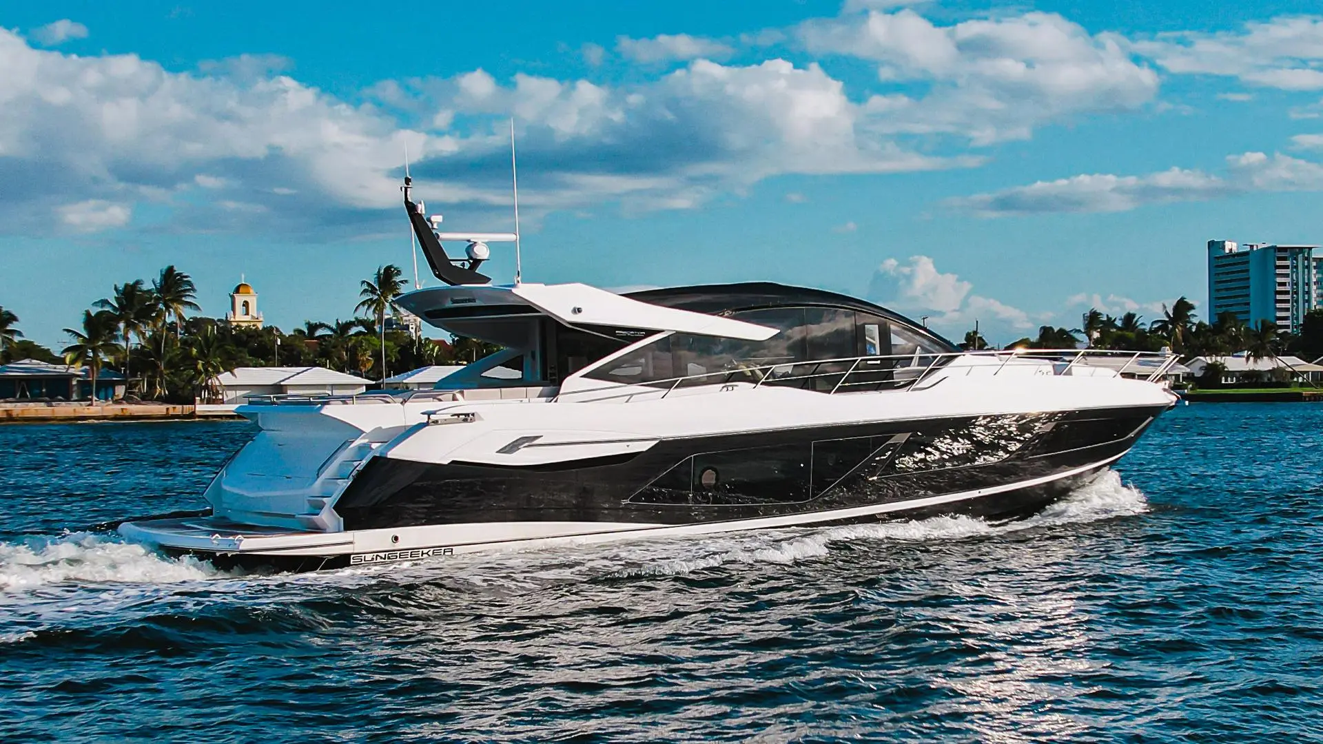 2020 Sunseeker predator