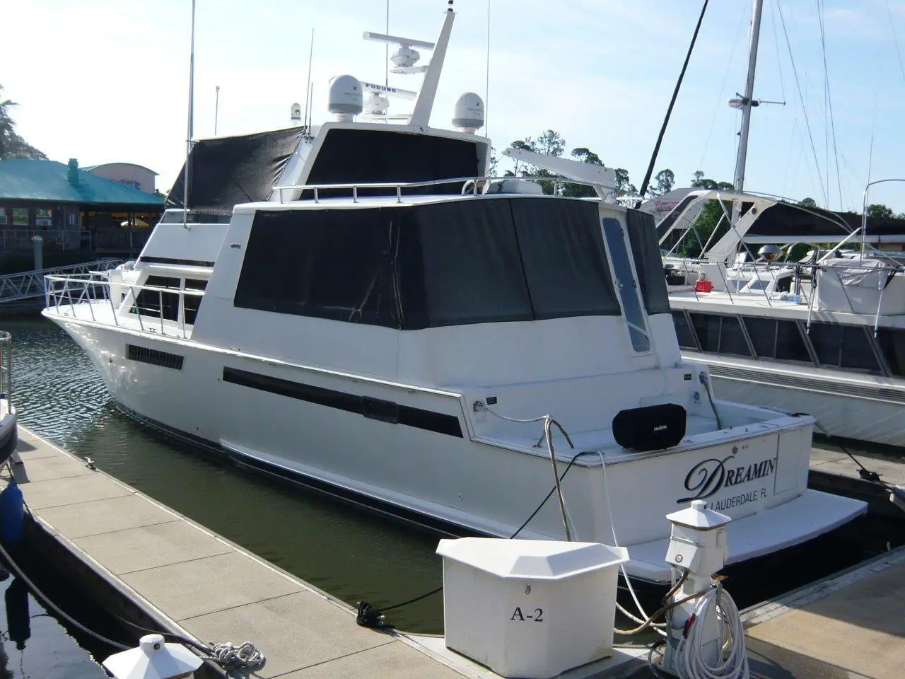 1995 Viking 60 motor yacht