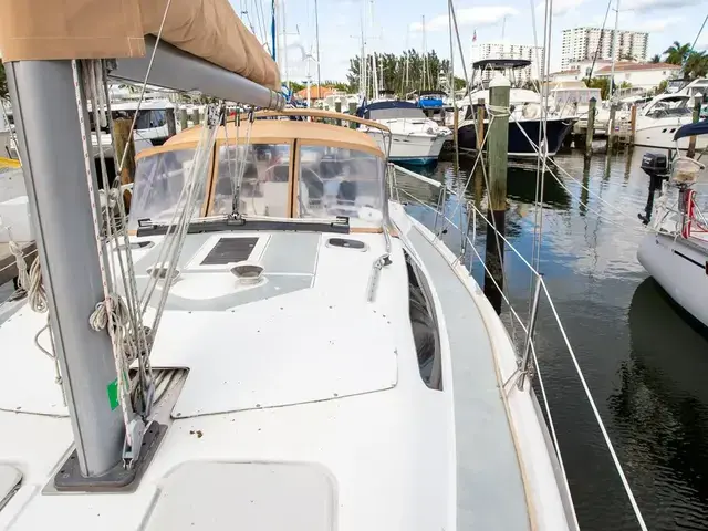 Marlow Hunter 376