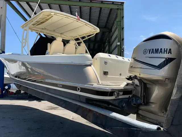 Chris Craft 34 Catalina