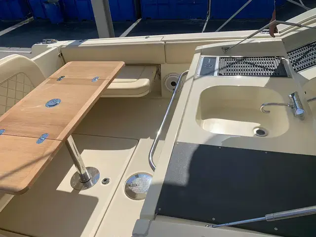 Chris Craft 34 Catalina