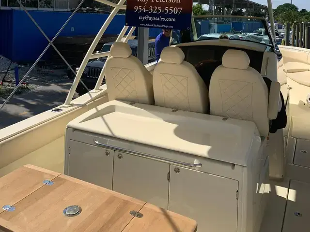 Chris Craft 34 Catalina