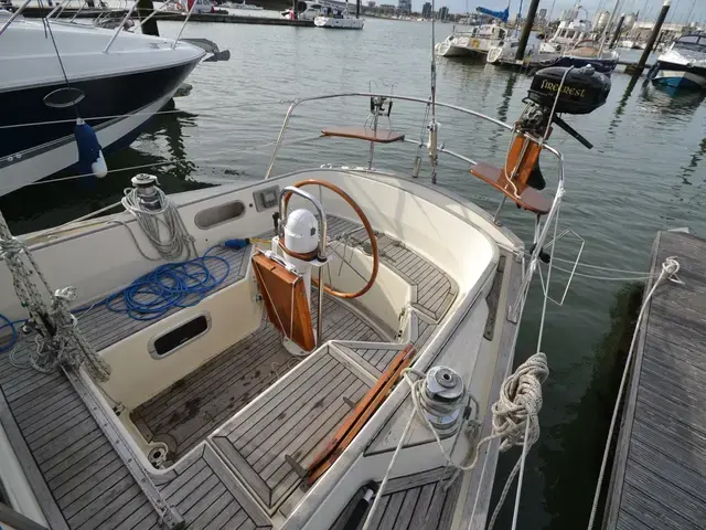 Victoria Boat 34 Cutter