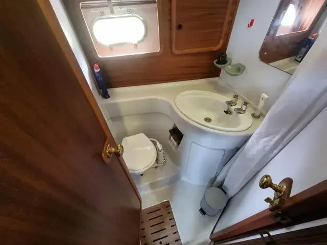 Broom Ocean 40