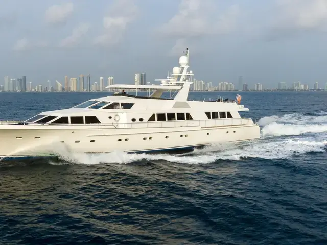 Abeking & Rasmussen Raised Pilothouse