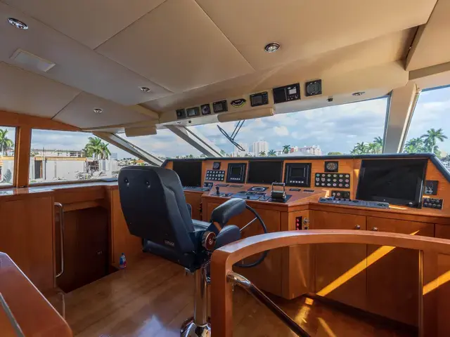 Abeking & Rasmussen Raised Pilothouse