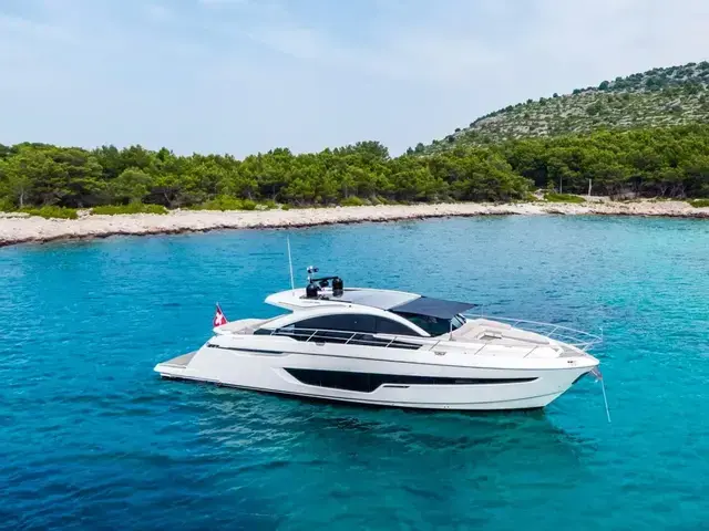 Fairline 66