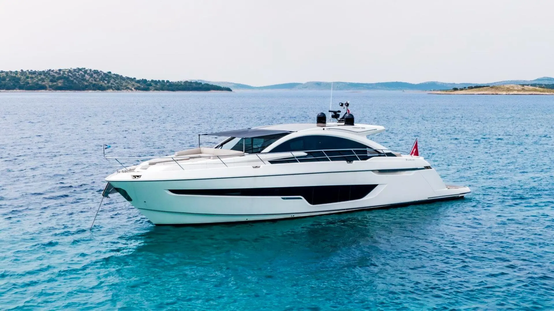 2019 Fairline 66