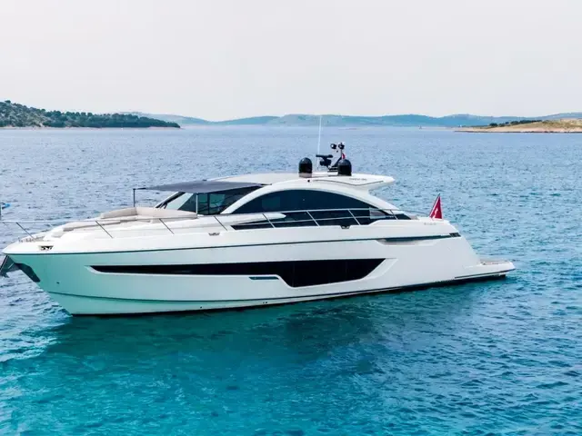 Fairline 66