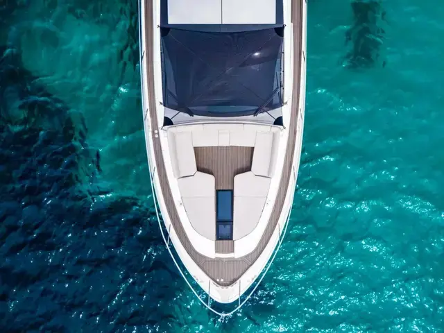 Fairline 66