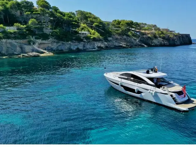 Fairline 66