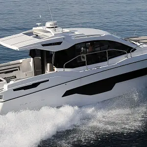 2024 Karnic Boats s37x